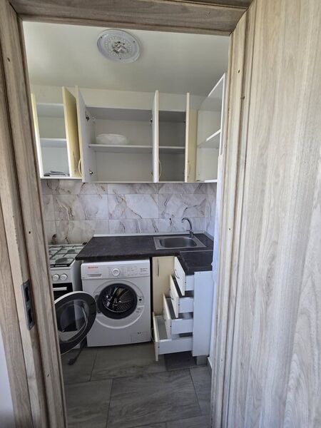 Alexandru Obregia, La Fantani, inchiriat garsoniera,